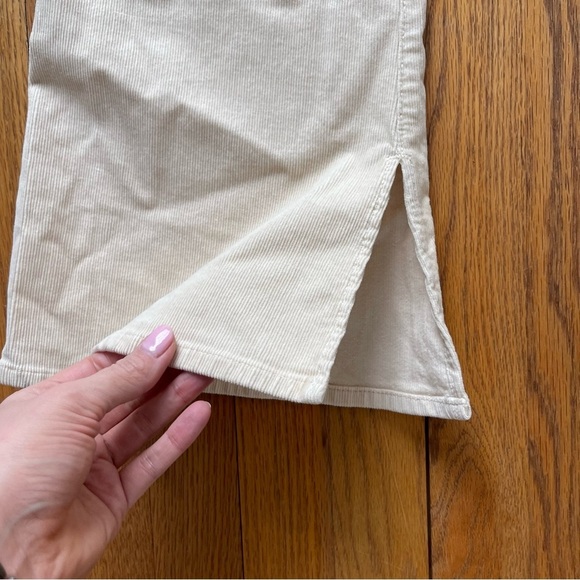 7 For All Mankind Ultra High Rise Skinny Boot Corduroy Pants Cream Size 34 NWT - Picture 6 of 8